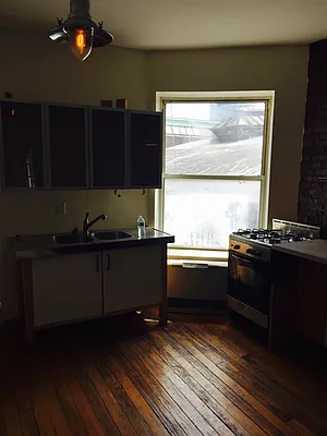 Rented by City View Living | media 25