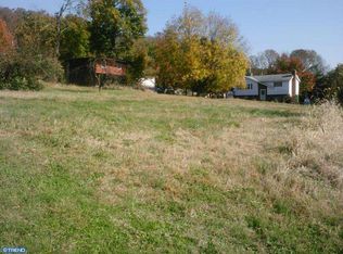 795 Maplewood Ave, Mohnton, PA 19540