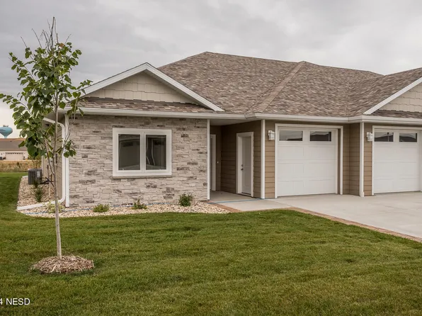 2112 2nd Ave SE #7, Watertown, SD 57201