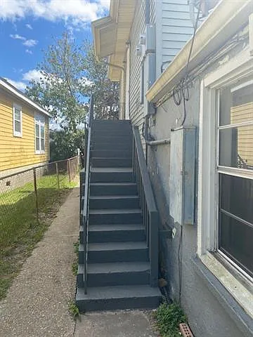 1 bed, 1.0 bath, 520 sqft, $900 — Photo 2