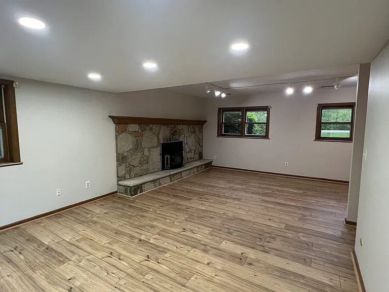 8335 Shepard Rd — Photo 18