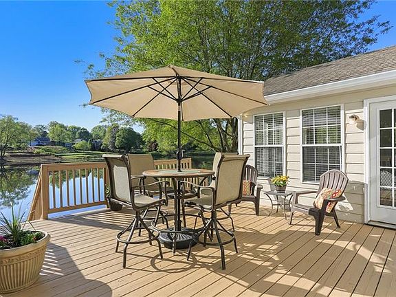 3rd image of 15040 Crabapple Lake Dr