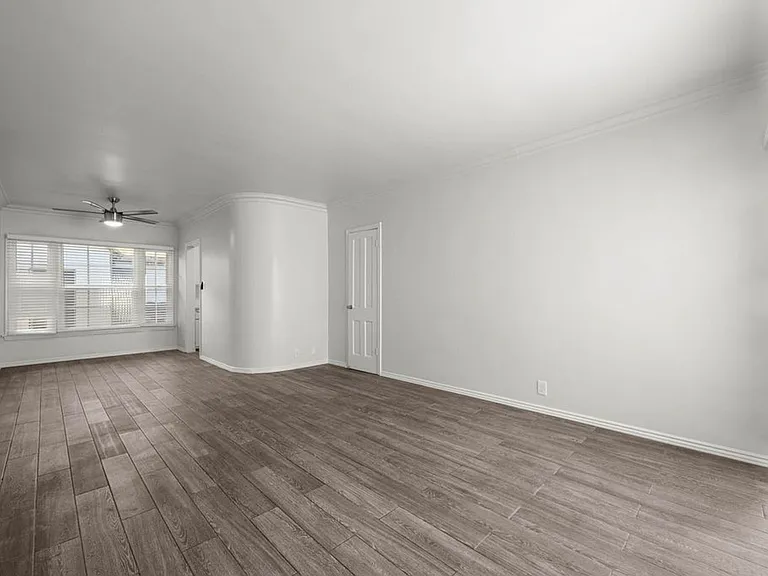 4189 Leimert Blvd — Photo 30