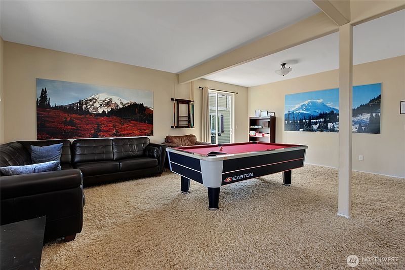 5th image of 3266 Phillips Avenue
