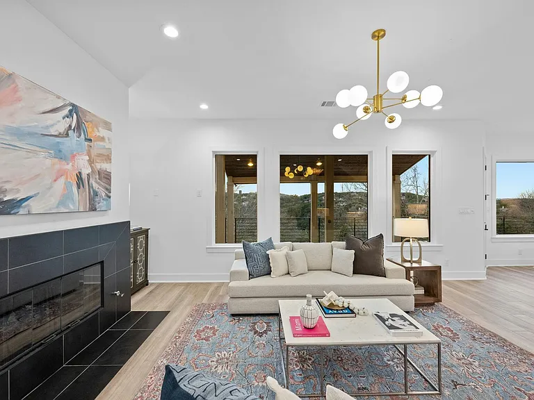 7905 Brightman Ln — Photo 12