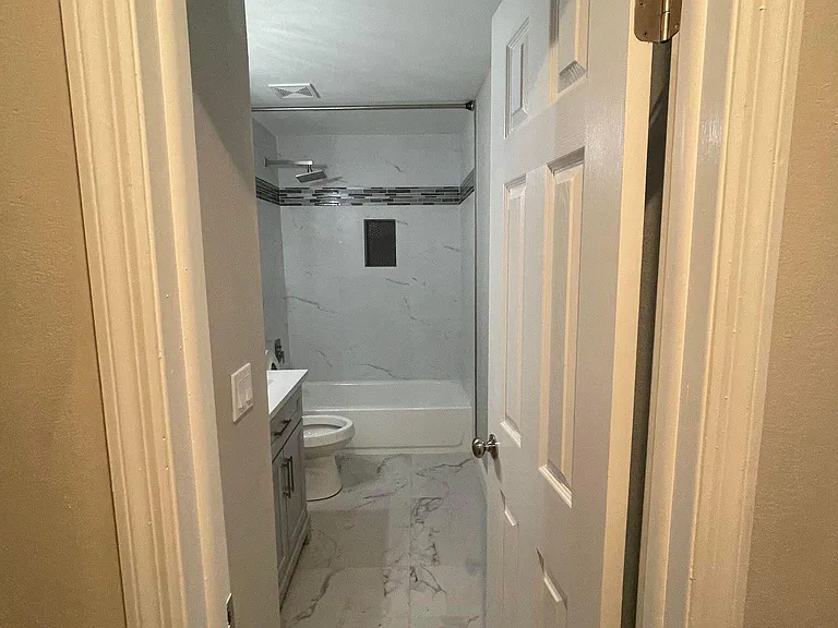 4703 Kelly Rd — Photo 16
