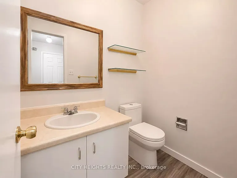 164 Daniels Cres — Photo 13