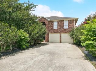 700 S Rue Marcel, Gretna, LA 70056