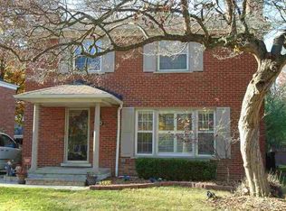 460 La Belle Rd, Grosse Pointe Farms, MI 48236