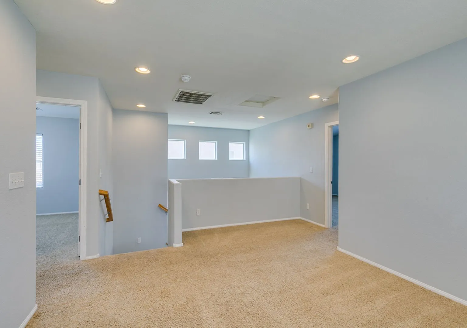 Bright Northwest Home with Loft & Mountain Views! — Photo 4