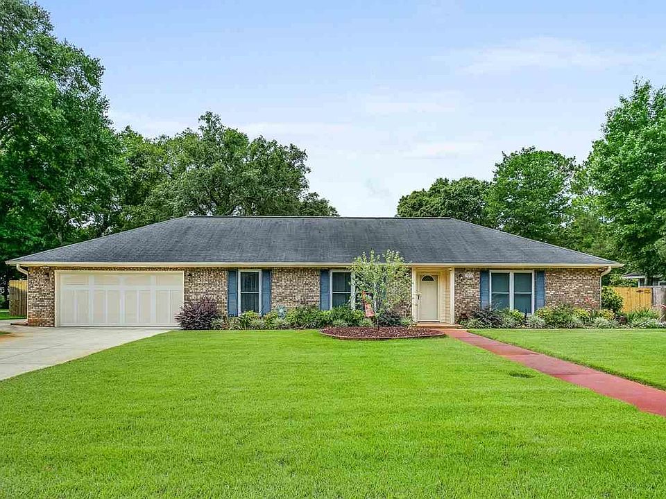 1st image of 6823 Lake Charlene Dr