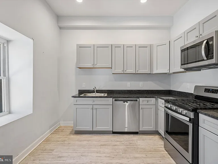 980 N Marshall St #1 — Photo 2
