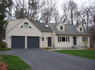 10 Orchard Dr, Hudson, MA 01749