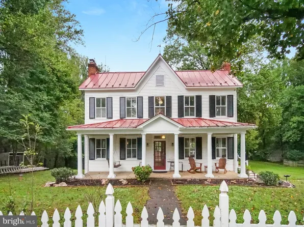 7321 Wolf Run Shoals Rd, Fairfax Station, VA 22039