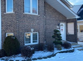 7501 W Douglas Ave #2, Summit, IL 60501