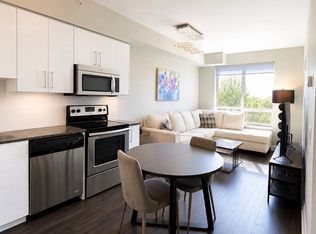 95 N Park Rd #311, Vaughan, ON L4J 0J1