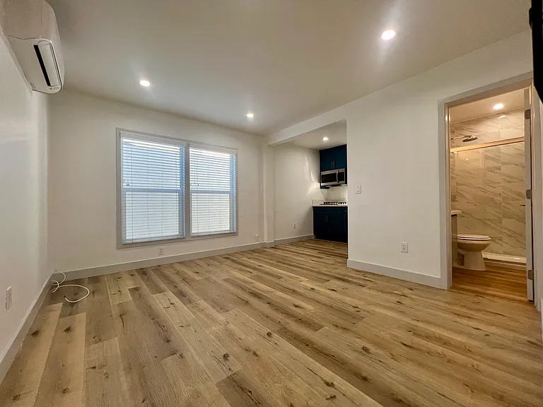 1827 E Ocean Blvd #16 — Photo 5