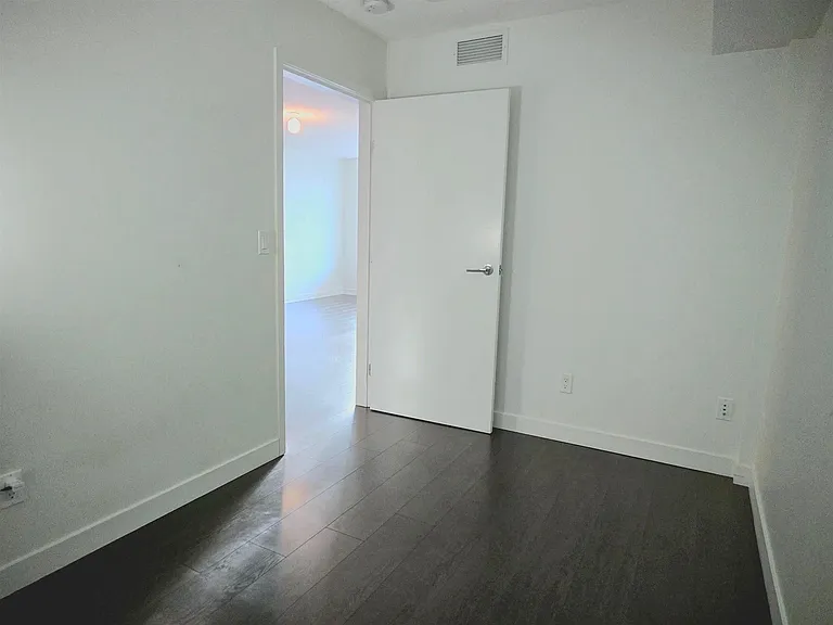 3131 Ketcheson Rd #1603 — Photo 13
