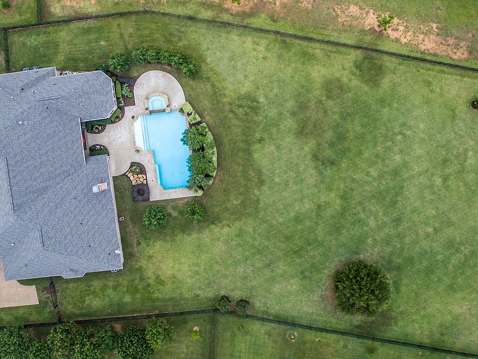 1st image of 2215 Lake Lugano Dr