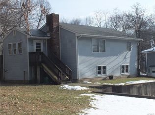 80 Dean Hill Rd, New Windsor, NY 12553