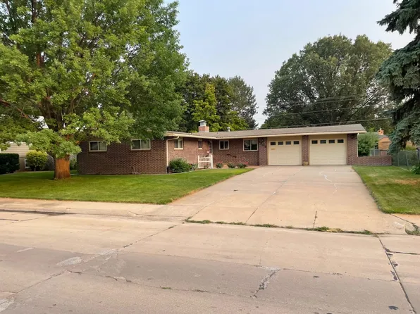 1208 W Philip Ave, North Platte, NE 69101