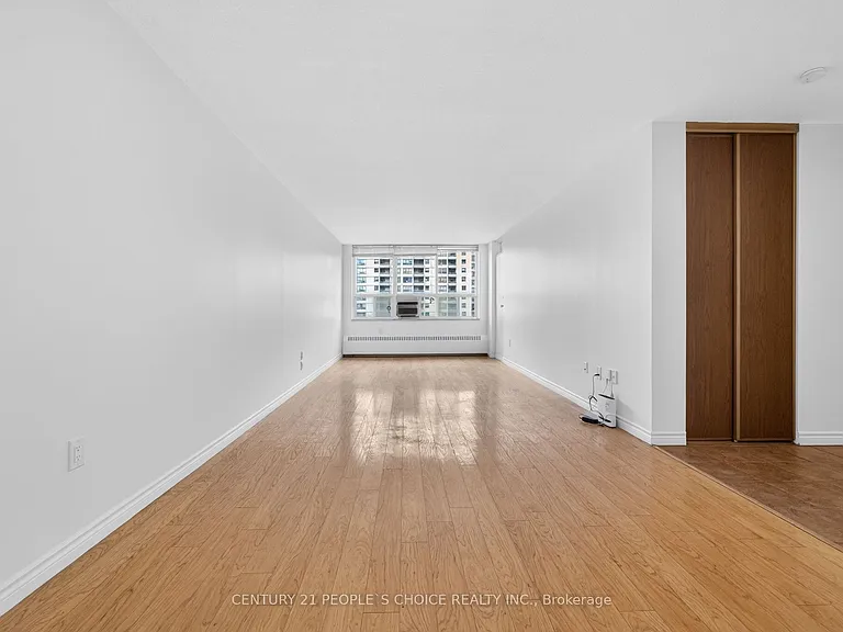 390 Dixon Rd #702 — Photo 15