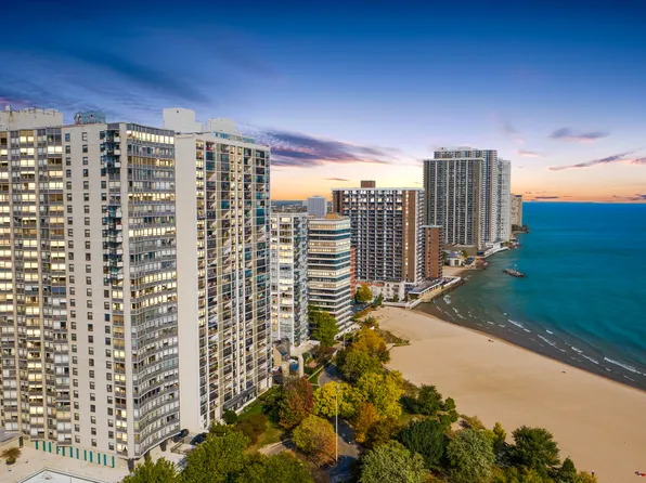 5733 N Sheridan Rd APT 7C, Chicago, IL 60660