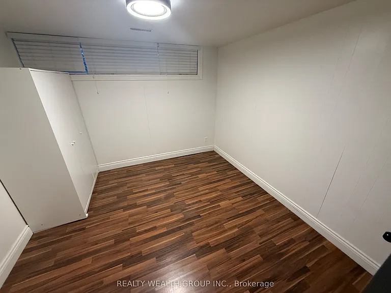 82 Elvaston Dr #BASEMENT — Photo 13