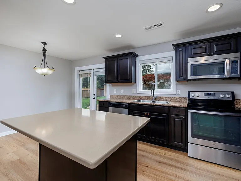 220 NW 137th Ave — Photo 13