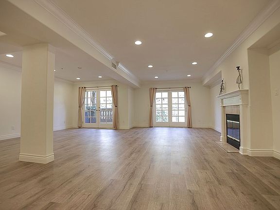 5th image of 11803 Goshen Ave APT 202
