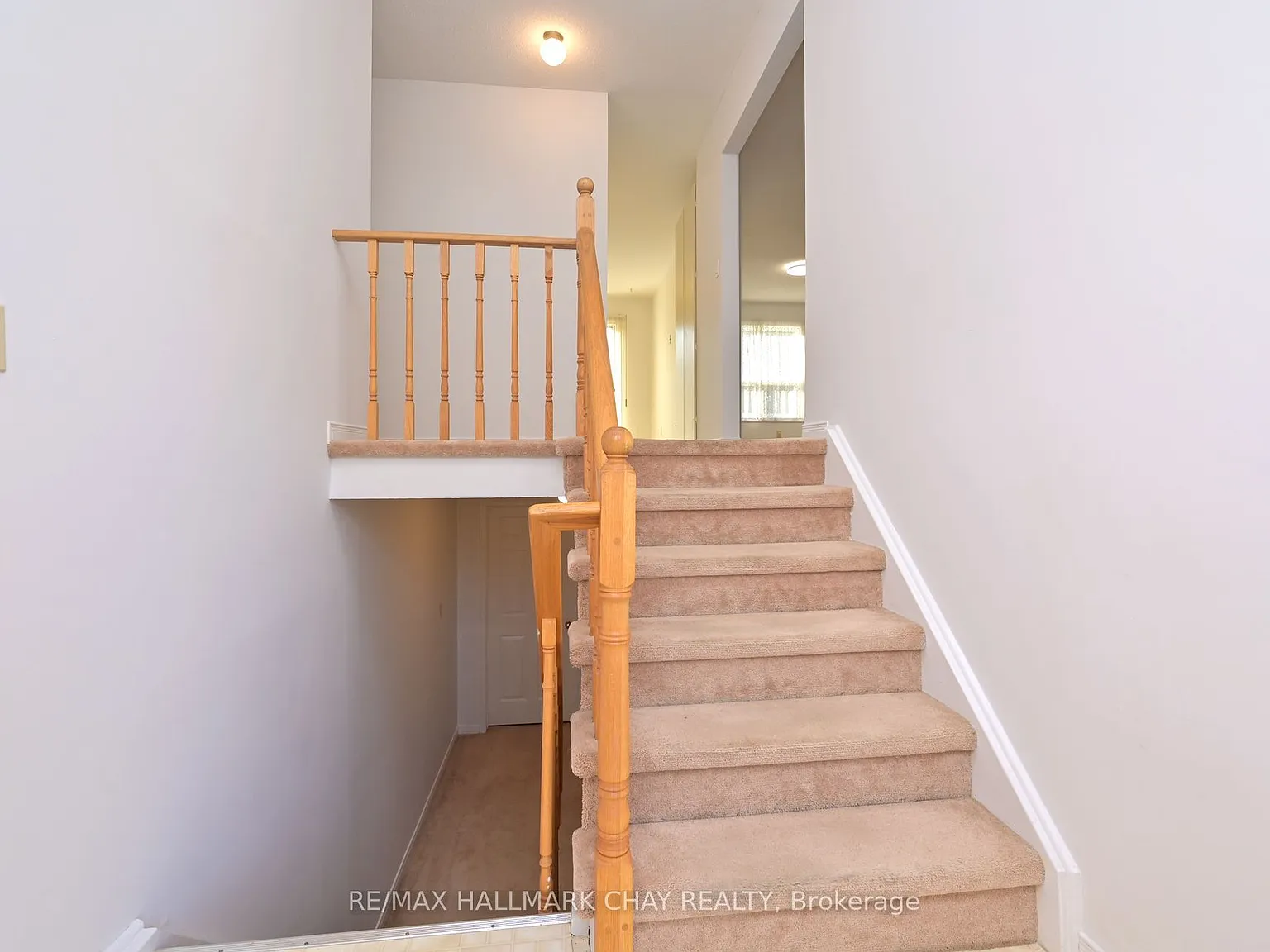 4 bed, $2,900 — Photo 4