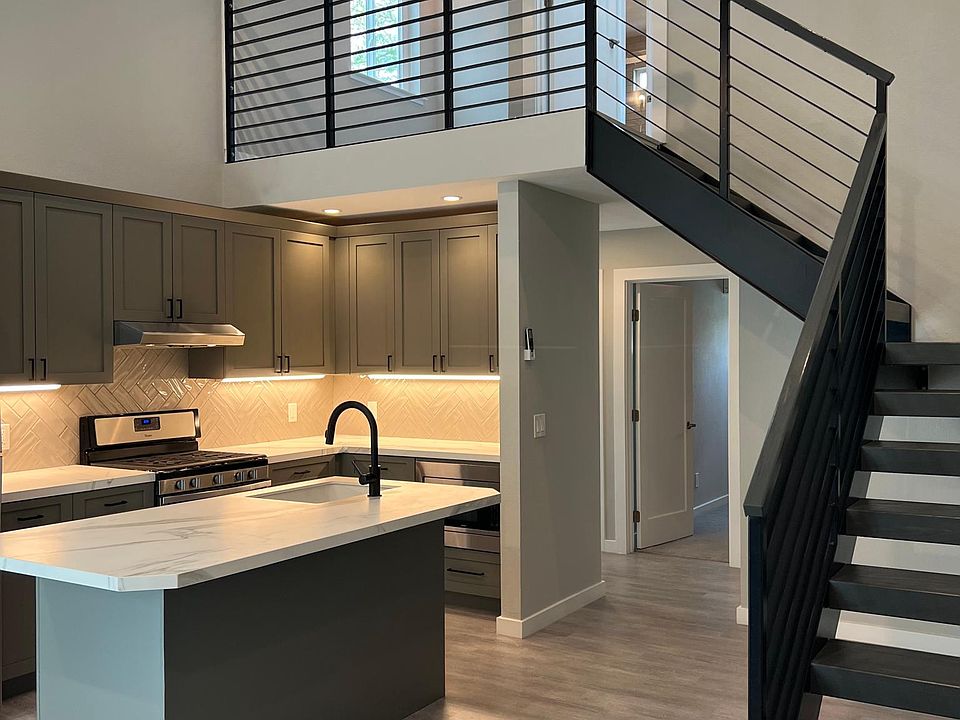 Living room/kitchen