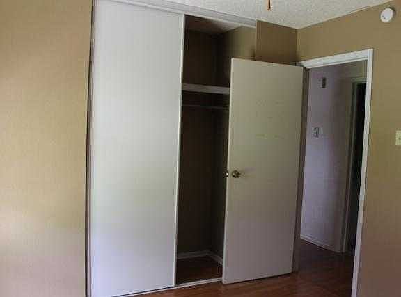 "104VintageSqInterior.jpg"