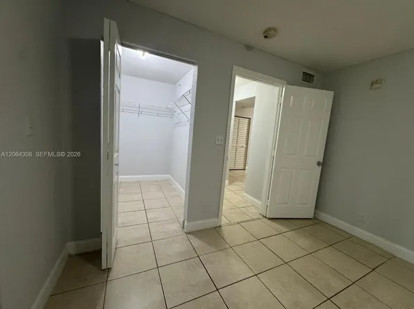 4271 NW 5th St, Fort Lauderdale, FL