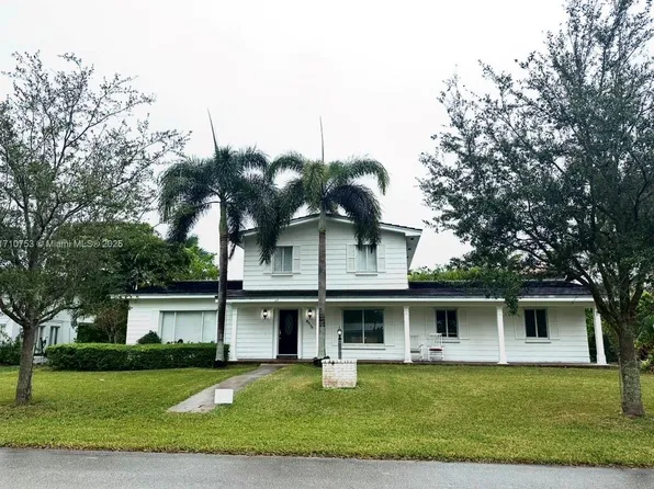 6270 Marlin Dr, Coral Gables, FL 33158