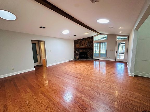 2nd image of 4179 Pedernales E
