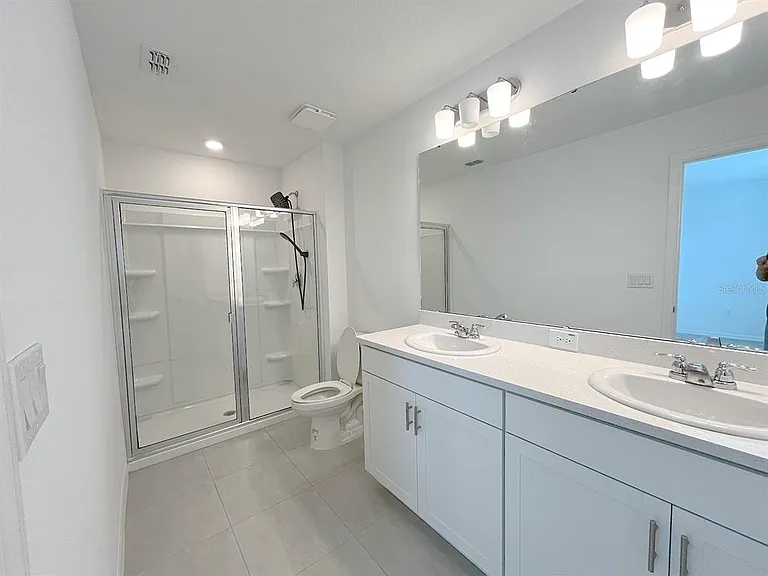 11832 Glenside Ter — Photo 29