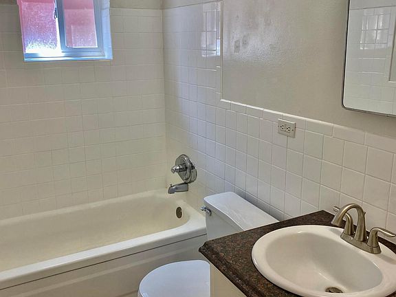 5th image of 1355 Monroe St APT 204