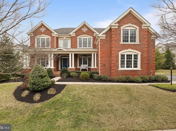 5346 Fishers Hill Way, Haymarket, VA 20169