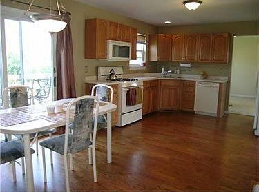 5th image of 187 Autumn Hill Dr