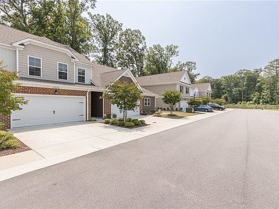 2nd image of 2508 Fieldsway Dr