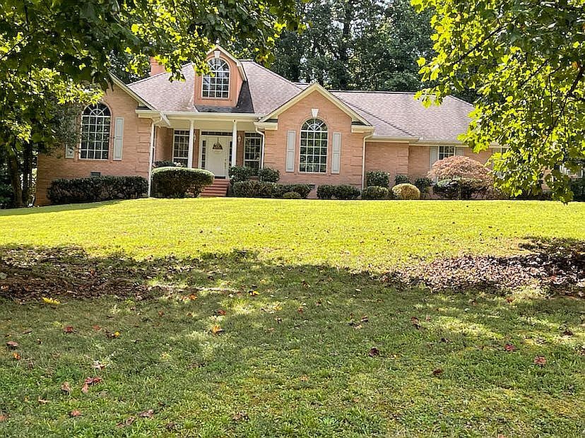 1st image of 122 White Deerfield Ln
