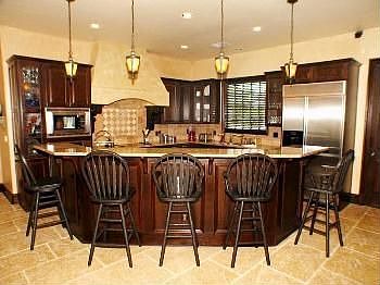 5th image of 606 Lake Estates Dr