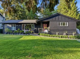 560 Kay St, Saanich, BC V8Z2L3