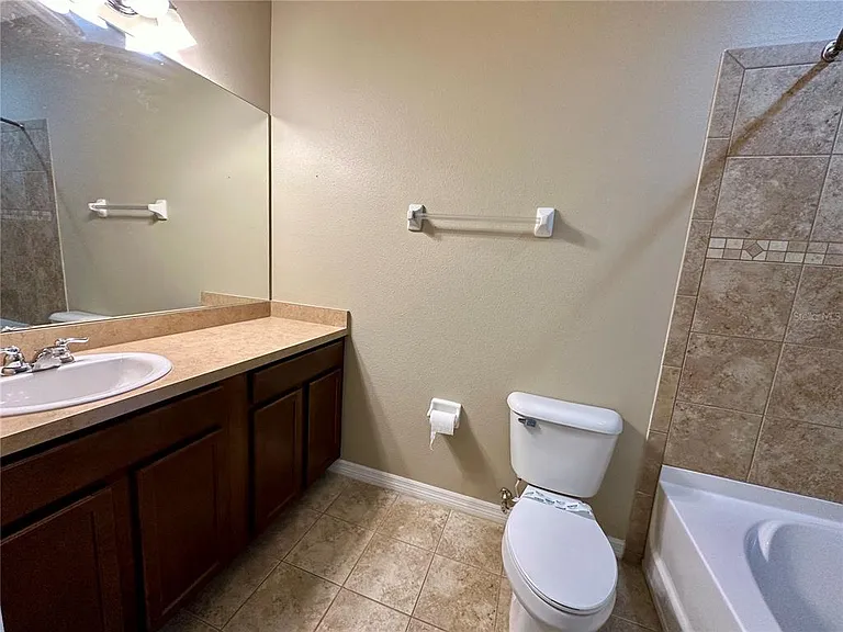 15816 Fishhawk View Dr — Photo 18