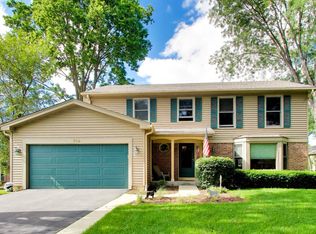 745 Newberry Dr, Batavia, IL 60510