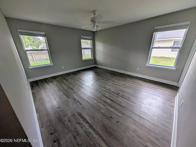 1380 Ottawa Ave — Photo 7
