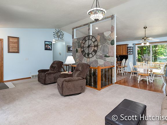 5th image of 14099 Algoma Ave NE
