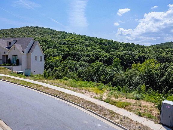 2nd image of 21 Falstone Dr