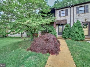 135 Bishops Dr, Aston, PA 19014